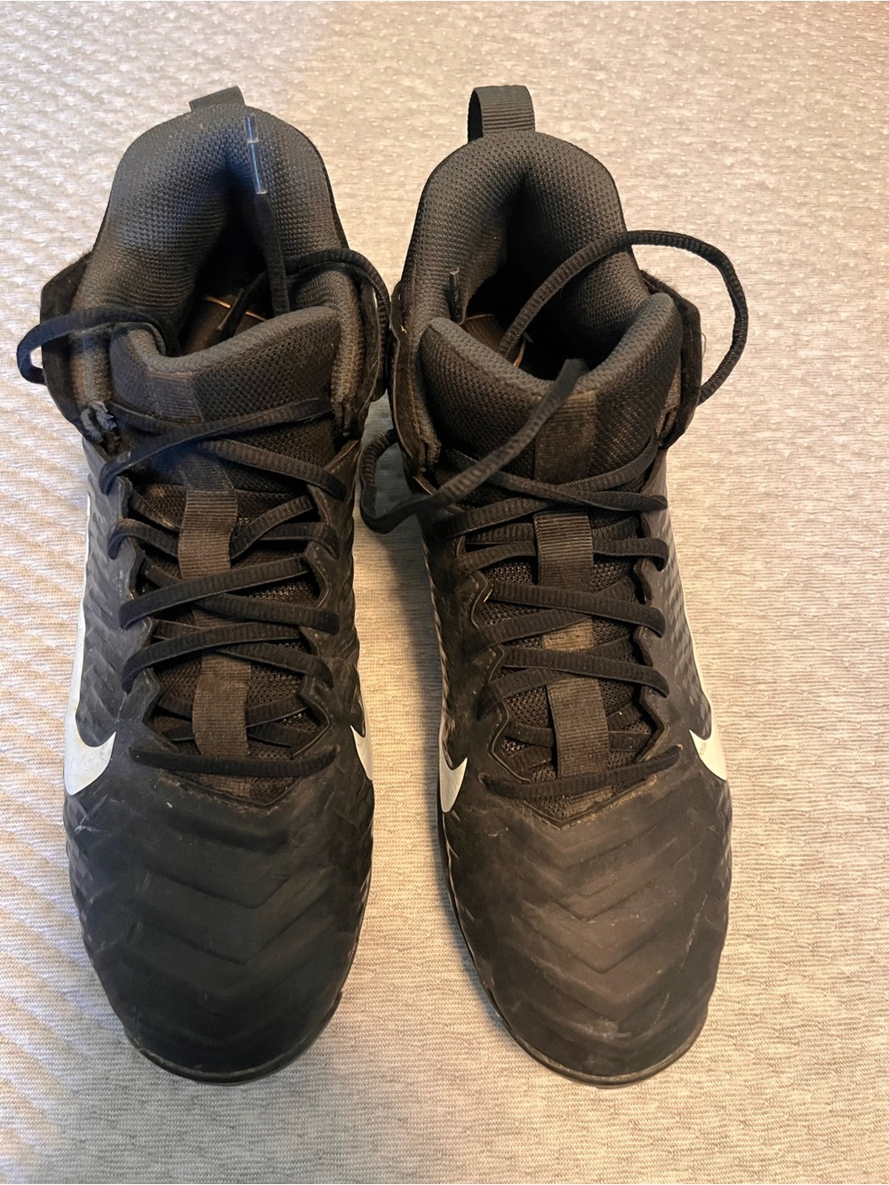 Nike Men’s Black Football Cleats